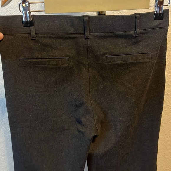 BETABRAND ~ Women’s Charcoal Dress Pant Yoga Pants Medium Petite - Picture 4 of 6